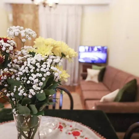 Quiet, Fully Refurbished In Appartement Thessalonique