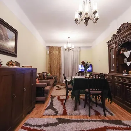 Appartement Quiet, Fully Refurbished In